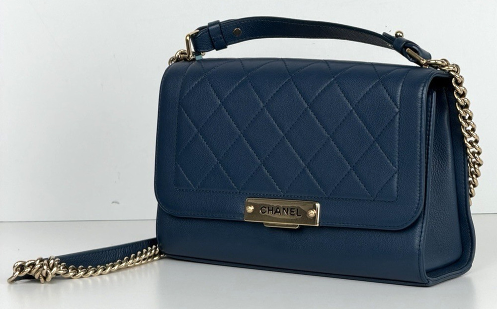 Chanel Label Click Flap Medium Shoulder Bag in Blue Quilted Calfskin 2017 E-5